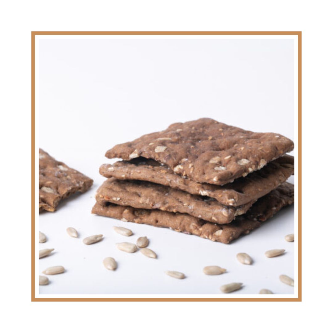 Cracker ai cereali e farina integrale